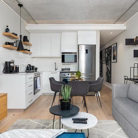 Luxury De Waterkant Apartments ケープタウン エクステリア 写真
