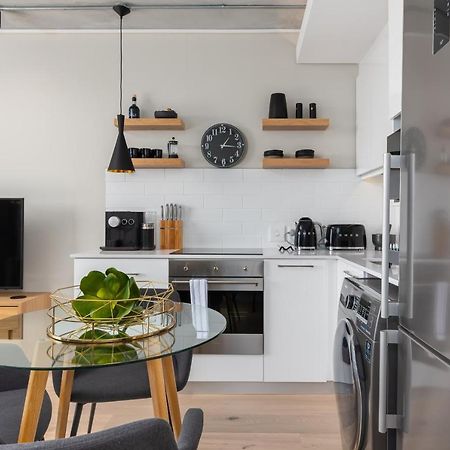 Luxury De Waterkant Apartments ケープタウン エクステリア 写真